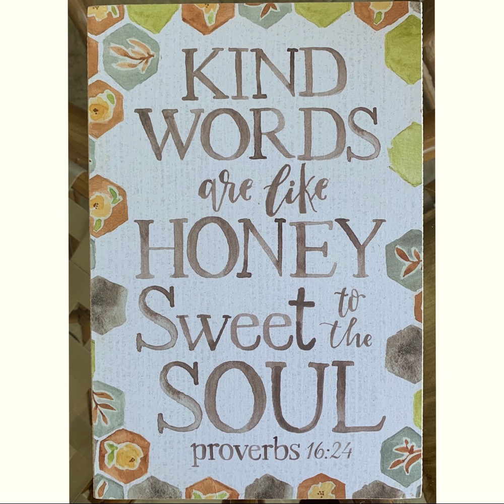 Wooden Wall Plaque Proverbs 16:24 Quote